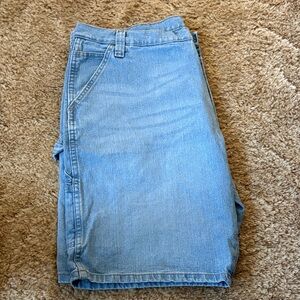 Wrangler men’s denim shorts size 40 new without tags